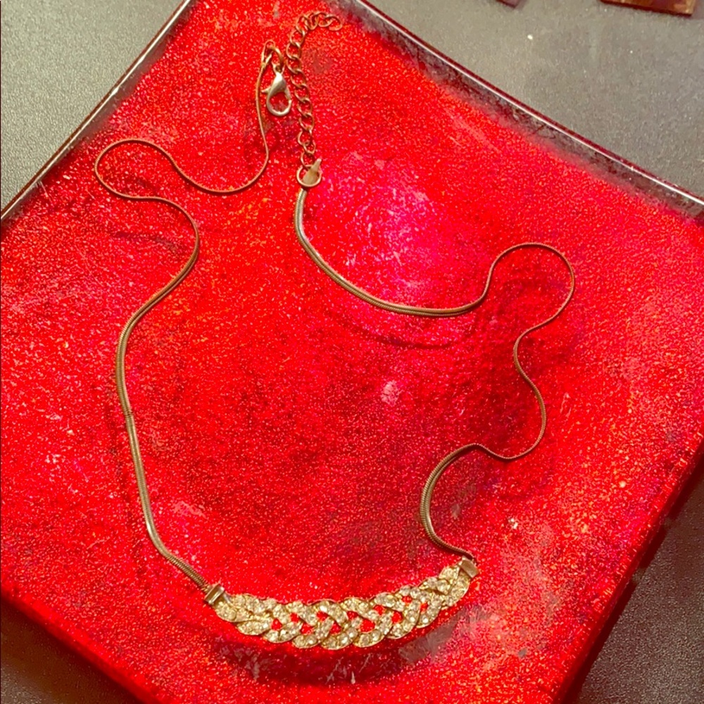 Vintage Gold costume jewelry necklace.